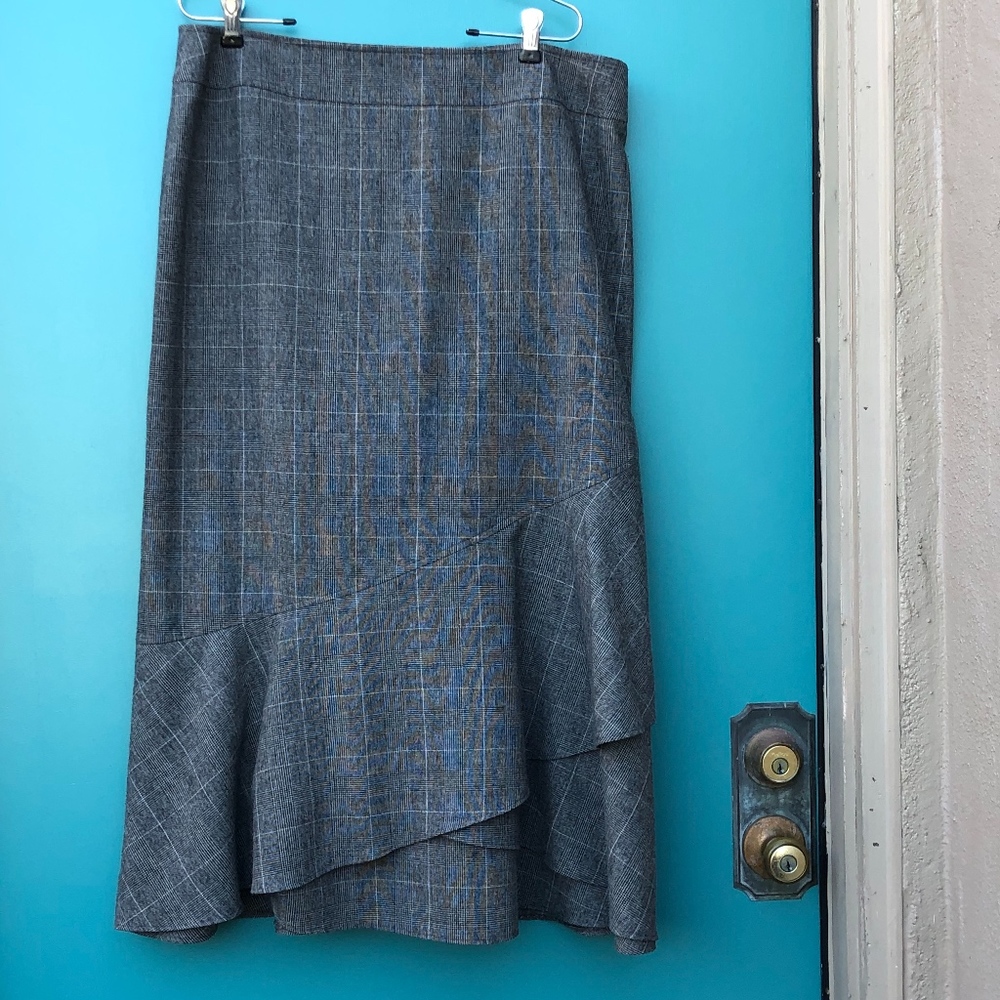 Tiered layered hem menswear maxi skirt